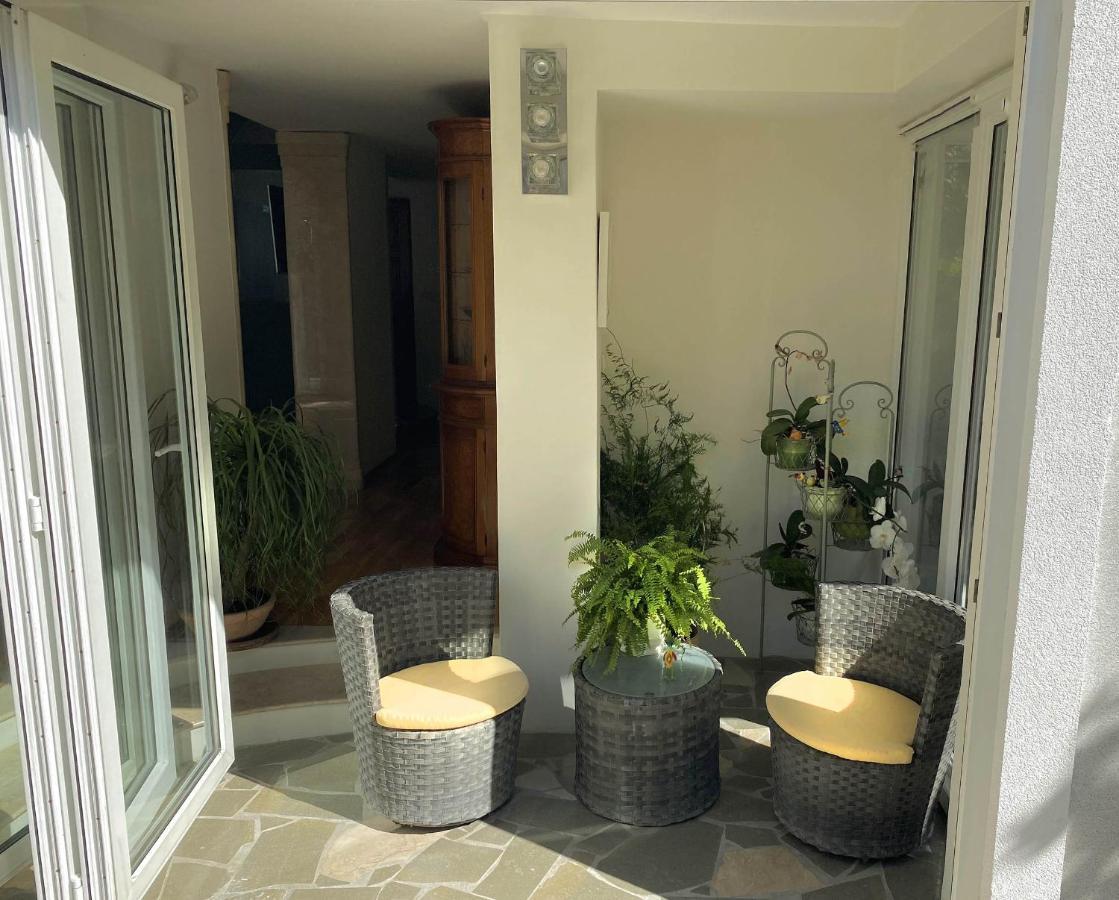 Luxury Suite Jasmin Split Exterior photo